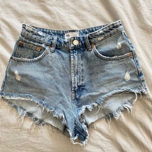 ZARA HIGH RISE SHORTS